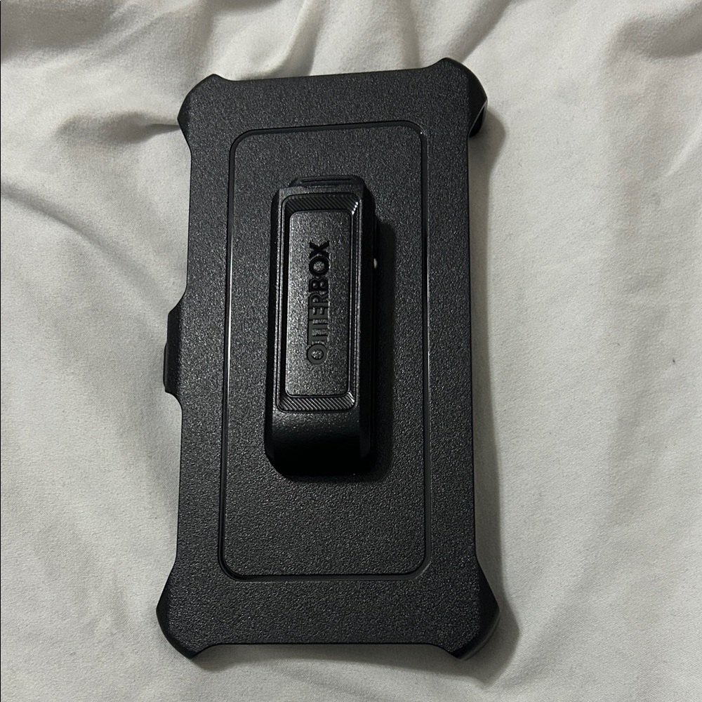 OtterBox Rugged Black Holster with Clip iPhone 14 Plus